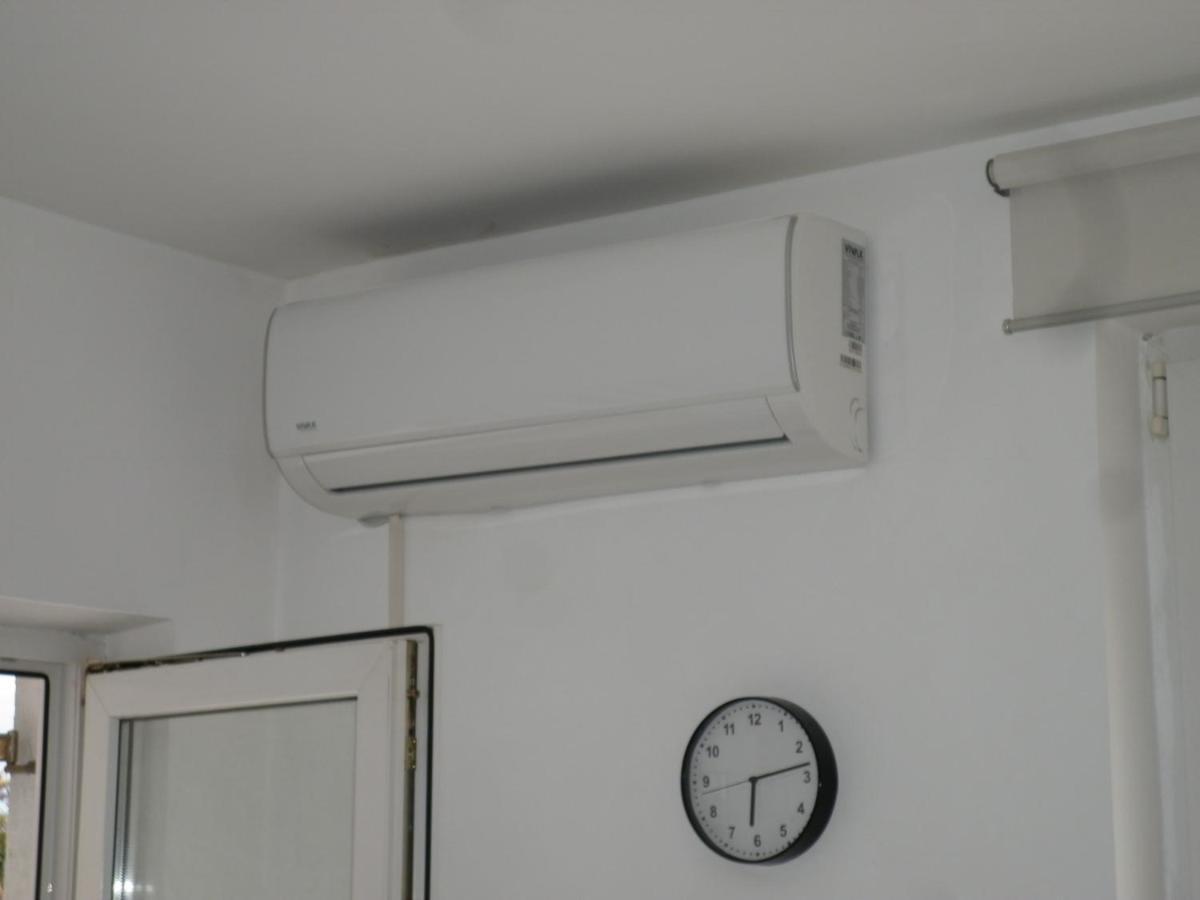 Apartment Antoncic Драмал Екстериор снимка