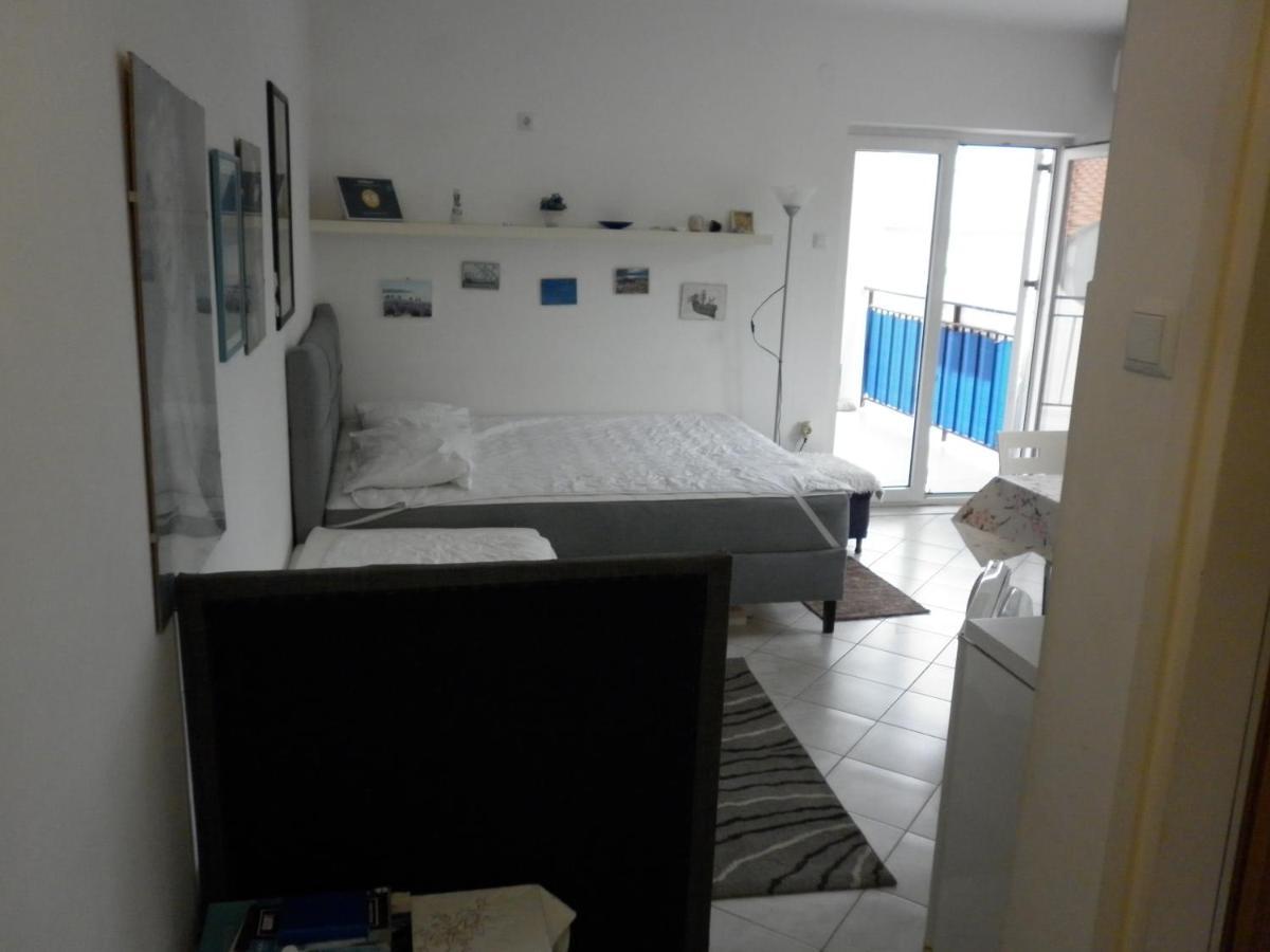 Apartment Antoncic Драмал Екстериор снимка