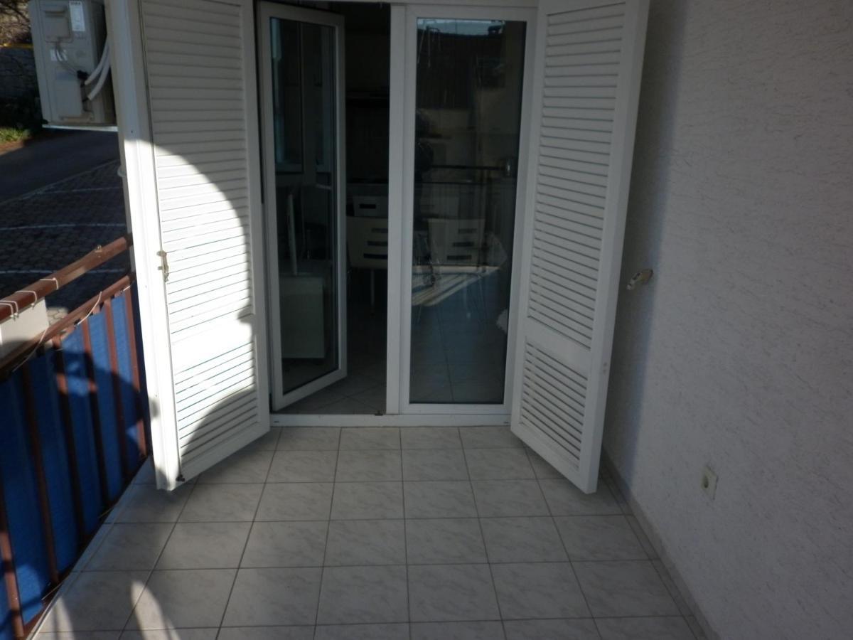Apartment Antoncic Драмал Екстериор снимка