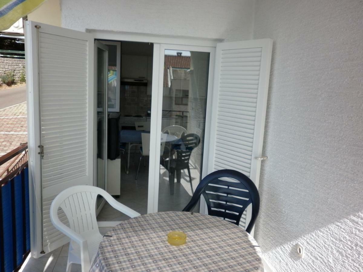 Apartment Antoncic Драмал Екстериор снимка
